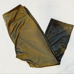 TekGear Capri Workout Leggings